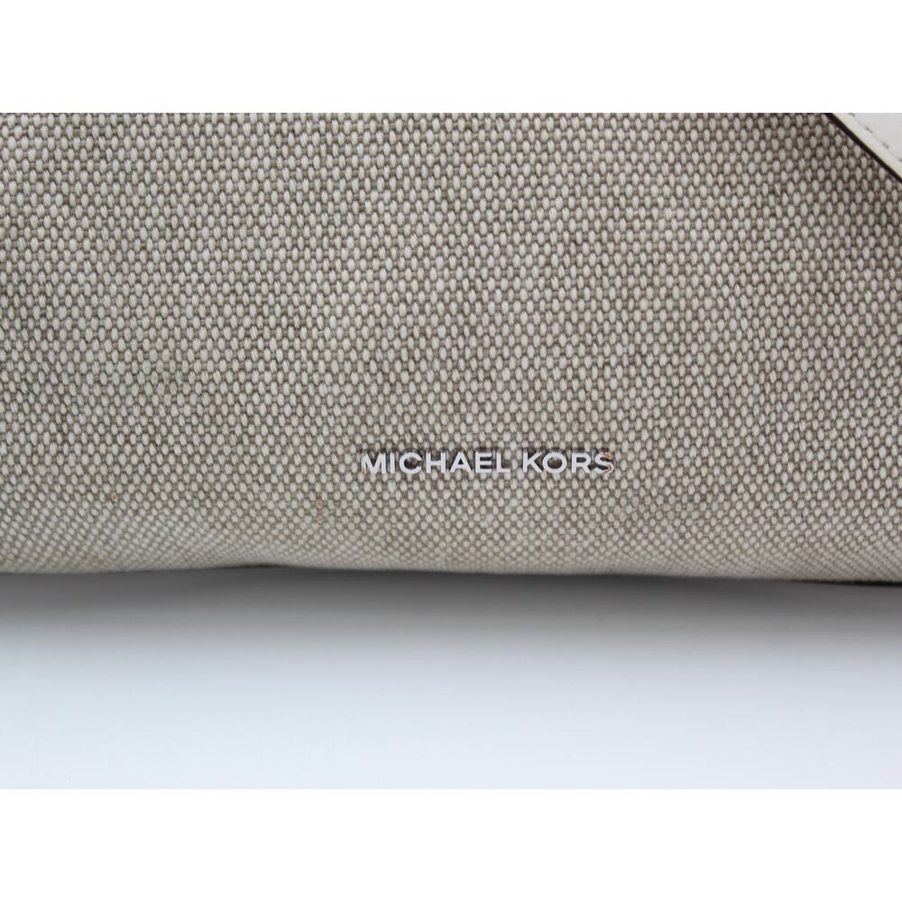 Michael Kors Raven Shoulder Bag Purse Beige White Canvas Fabric Leather Summer - Picture 4 of 12